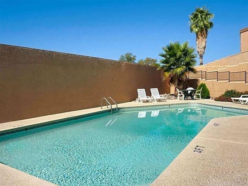 Knights Inn Tucson D.M.A.F Area Экстерьер фото